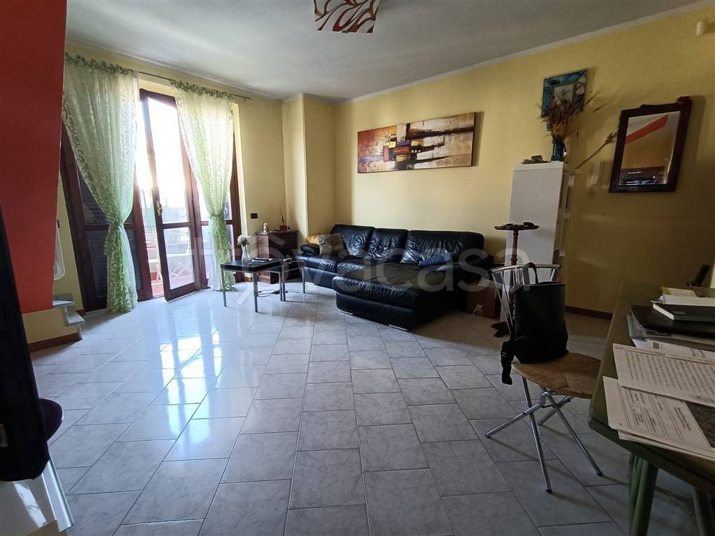 appartamento in vendita a Massa in zona Marina di Massa