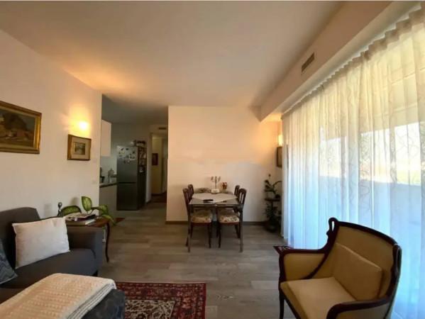 appartamento in vendita a Massa in zona Centro Storico