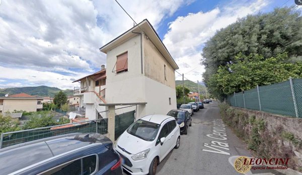appartamento in vendita a Massa