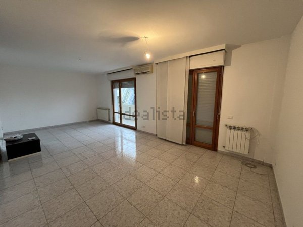 appartamento in vendita a Massa in zona Centro Storico
