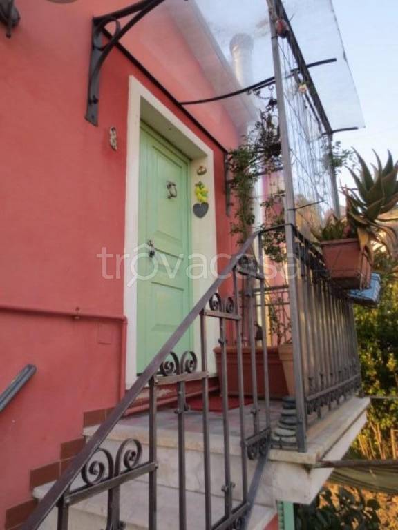 appartamento in vendita a Massa in zona Centro Storico
