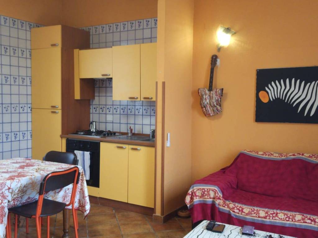 casa indipendente in vendita a Massa in zona Marina di Massa
