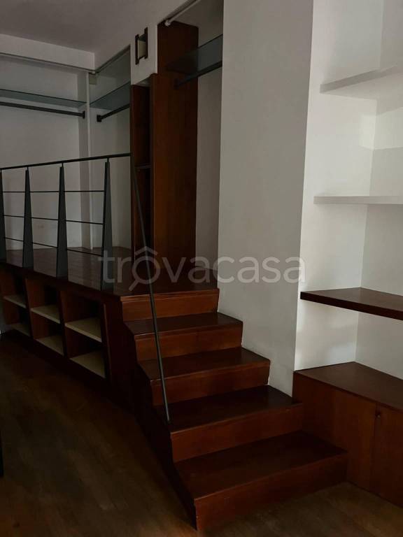 negozio in vendita a Massa