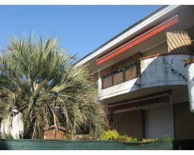 appartamento in vendita a Massa in zona Marina di Massa