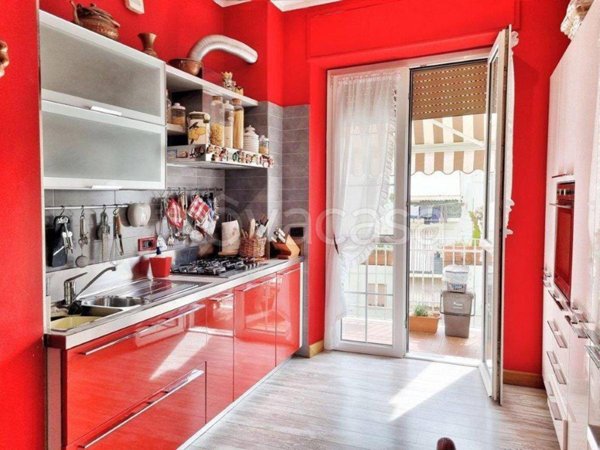 appartamento in vendita a Massa in zona Centro Storico