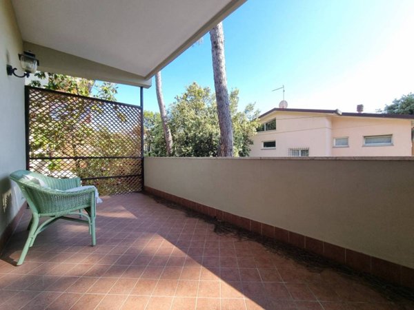 appartamento in vendita a Massa in zona Marina di Massa