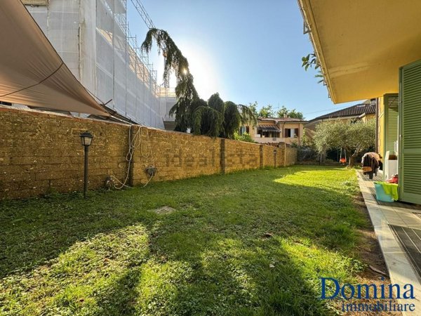 appartamento in vendita a Massa in zona Centro Storico