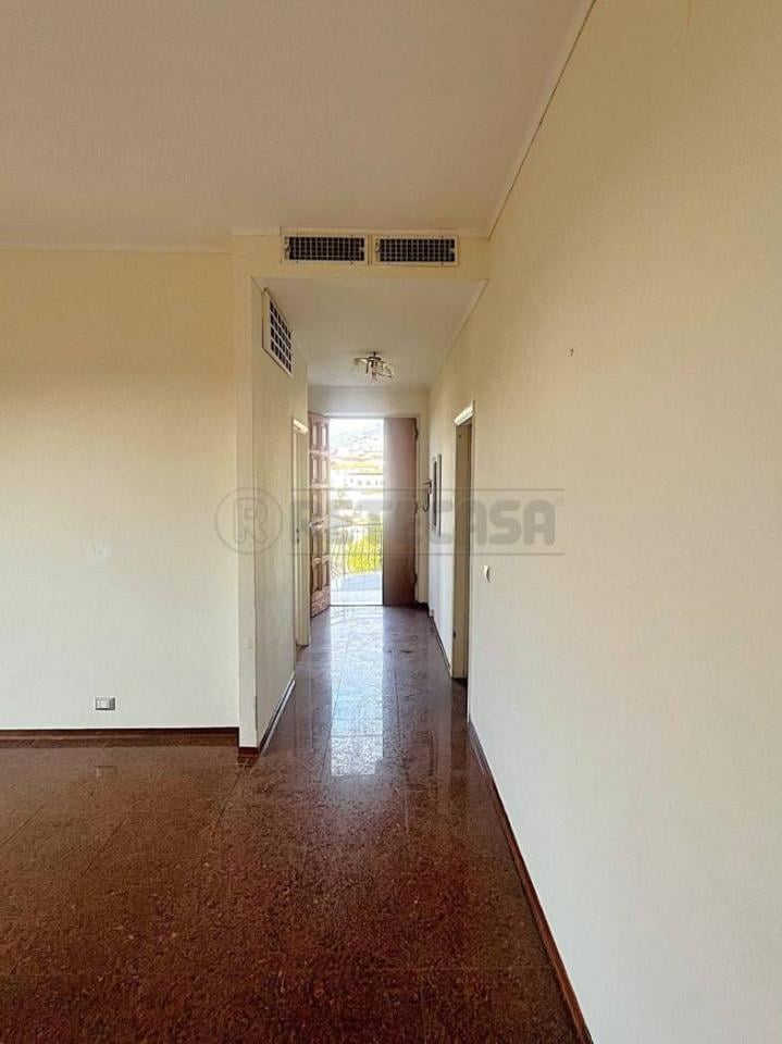 casa indipendente in vendita a Massa in zona Antona