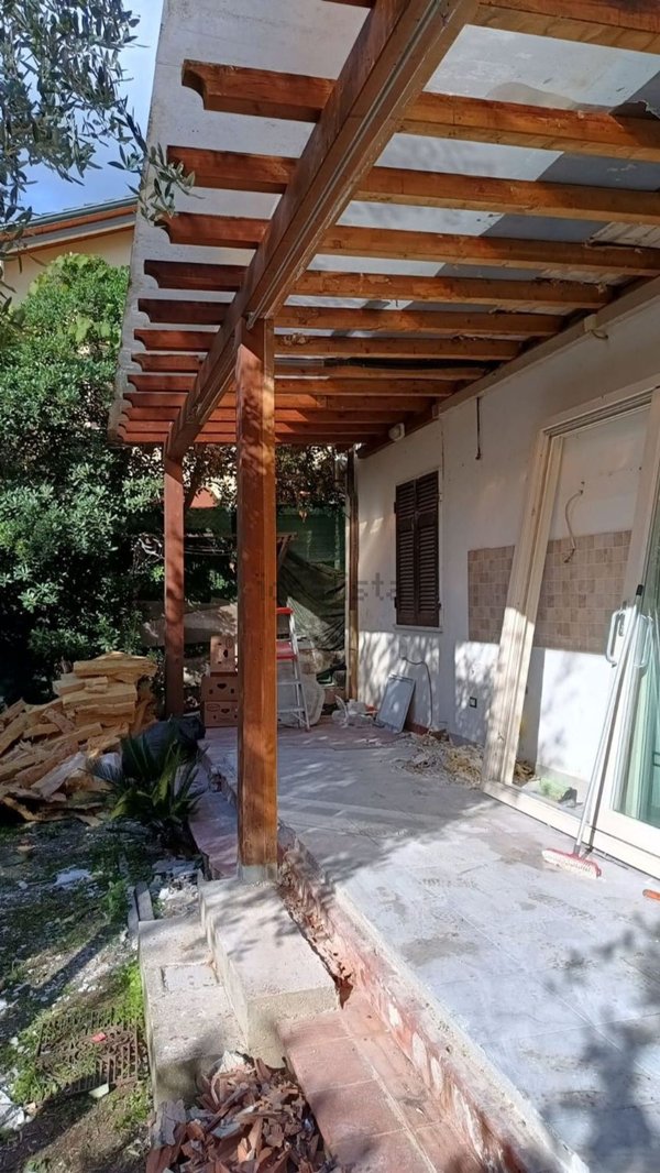 appartamento in vendita a Massa