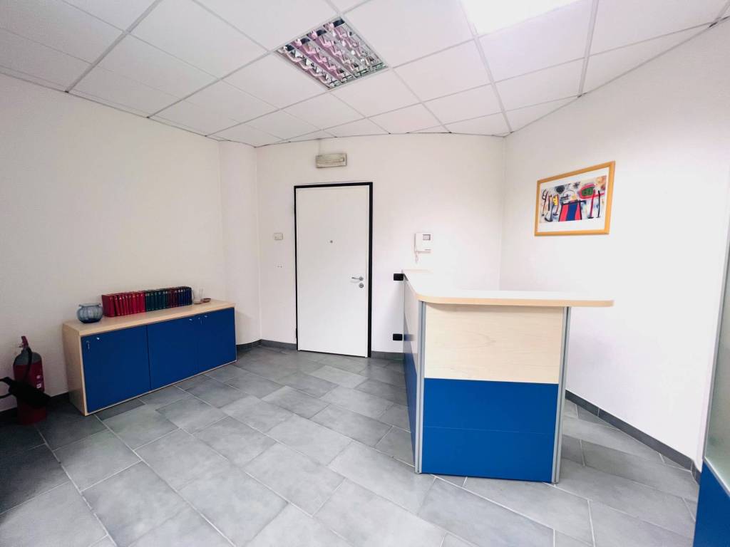 appartamento in vendita a Massa in zona Castagnola