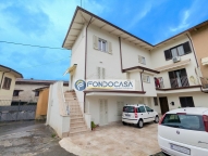 casa indipendente in vendita a Massa in zona Centro Storico