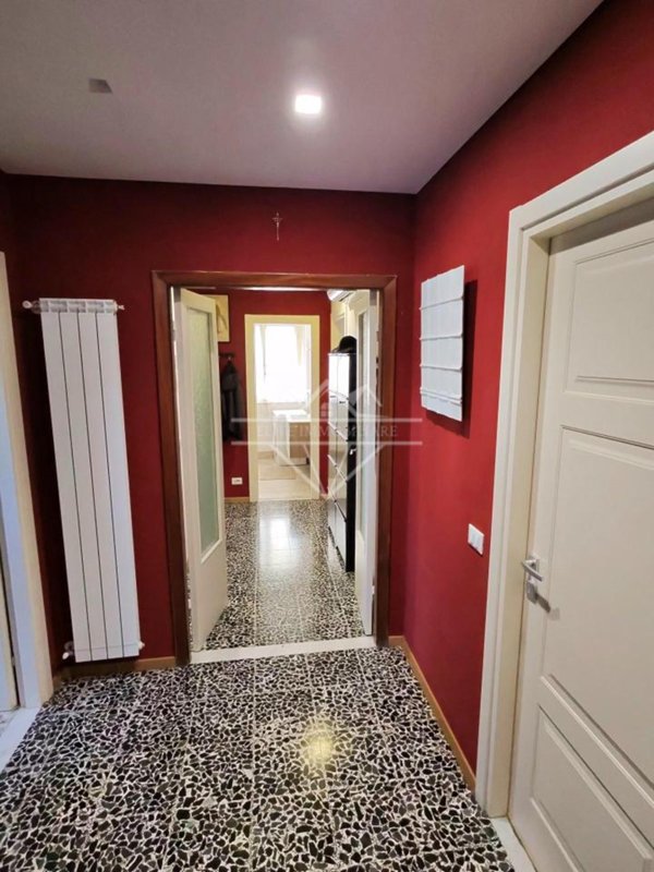 appartamento in vendita a Massa in zona Centro Storico