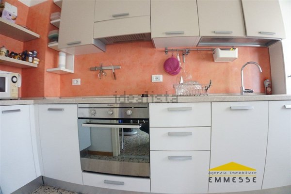 appartamento in vendita a Massa in zona Centro Storico