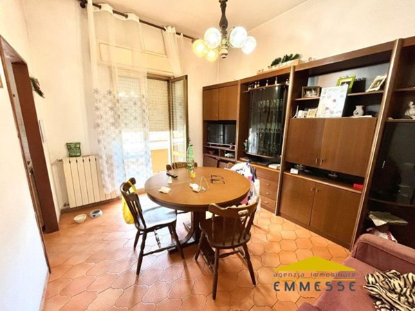 appartamento in vendita a Massa in zona Marina di Massa