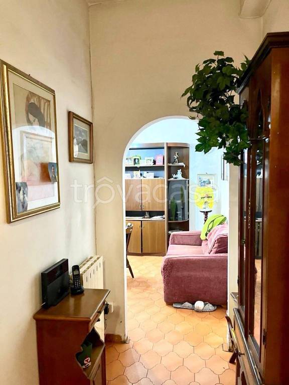 appartamento in vendita a Massa in zona Marina di Massa