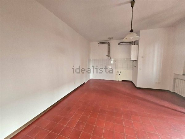 appartamento in vendita a Massa in zona Centro Storico
