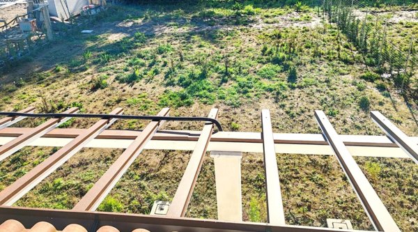 casa indipendente in vendita a Massa in zona Marina di Massa