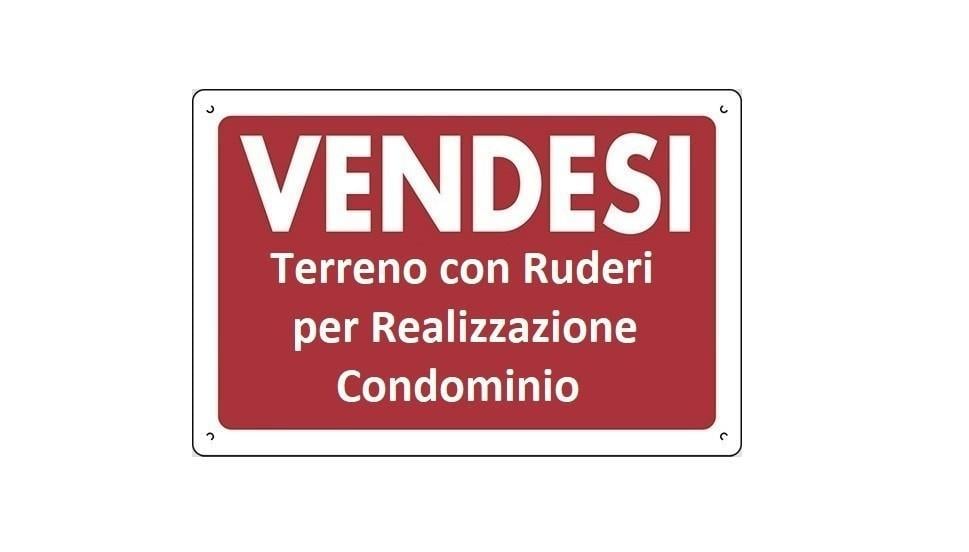negozio in vendita a Massa in zona Centro Storico