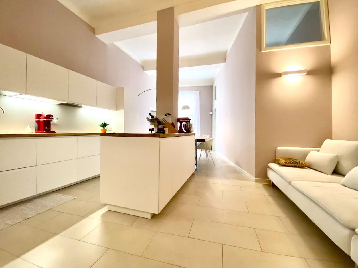 appartamento in vendita a Massa in zona Centro Storico