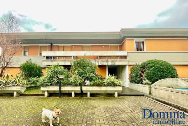 appartamento in vendita a Massa in zona Marina dei Ronchi