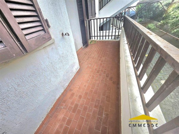 appartamento in vendita a Massa in zona Marina di Massa