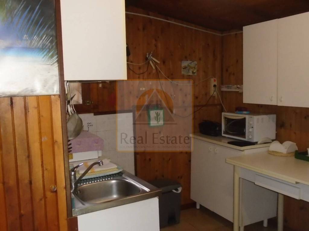 casa indipendente in vendita a Massa in zona Marina di Massa