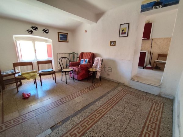 appartamento in vendita a Massa in zona Centro Storico