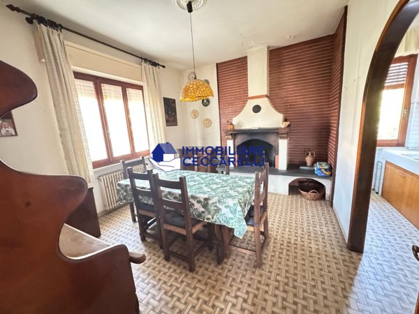 casa indipendente in vendita a Massa in zona Centro Storico