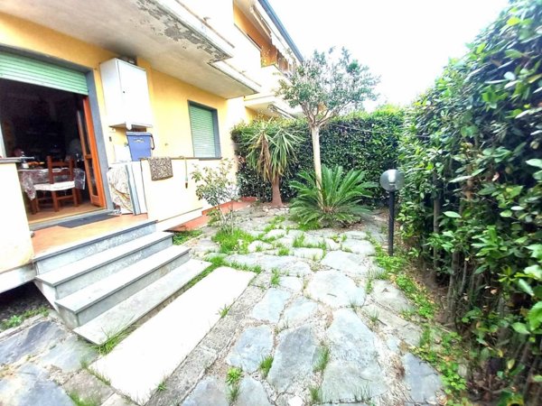 appartamento in vendita a Massa