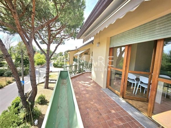 appartamento in vendita a Massa in zona Marina dei Ronchi