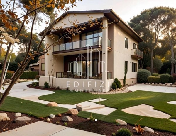 casa indipendente in vendita a Massa in zona Marina dei Ronchi