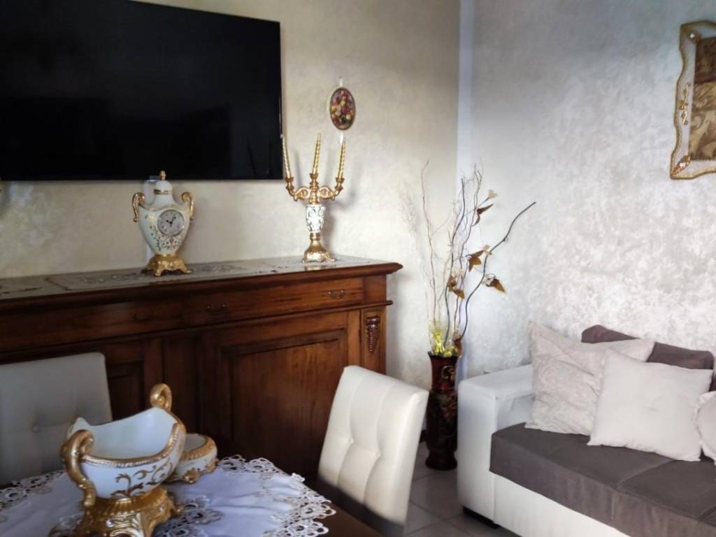 appartamento in vendita a Massa in zona Centro Storico