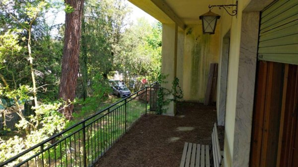 casa indipendente in vendita a Massa in zona Poveromo