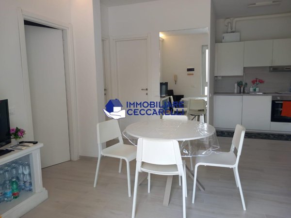 appartamento in vendita a Massa in zona Marina dei Ronchi