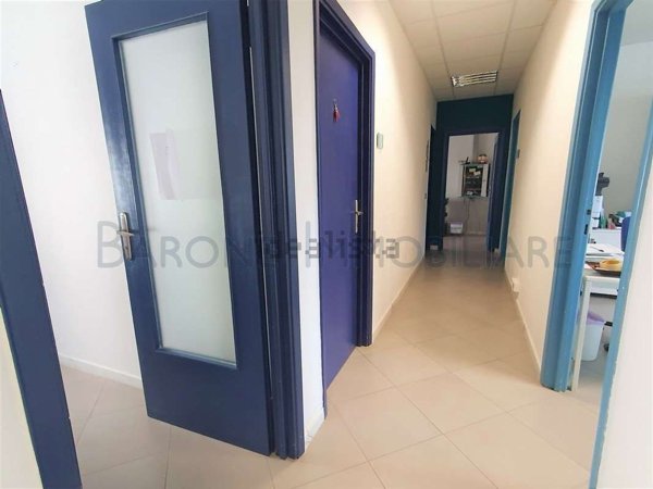 appartamento in vendita a Massa in zona Centro Storico