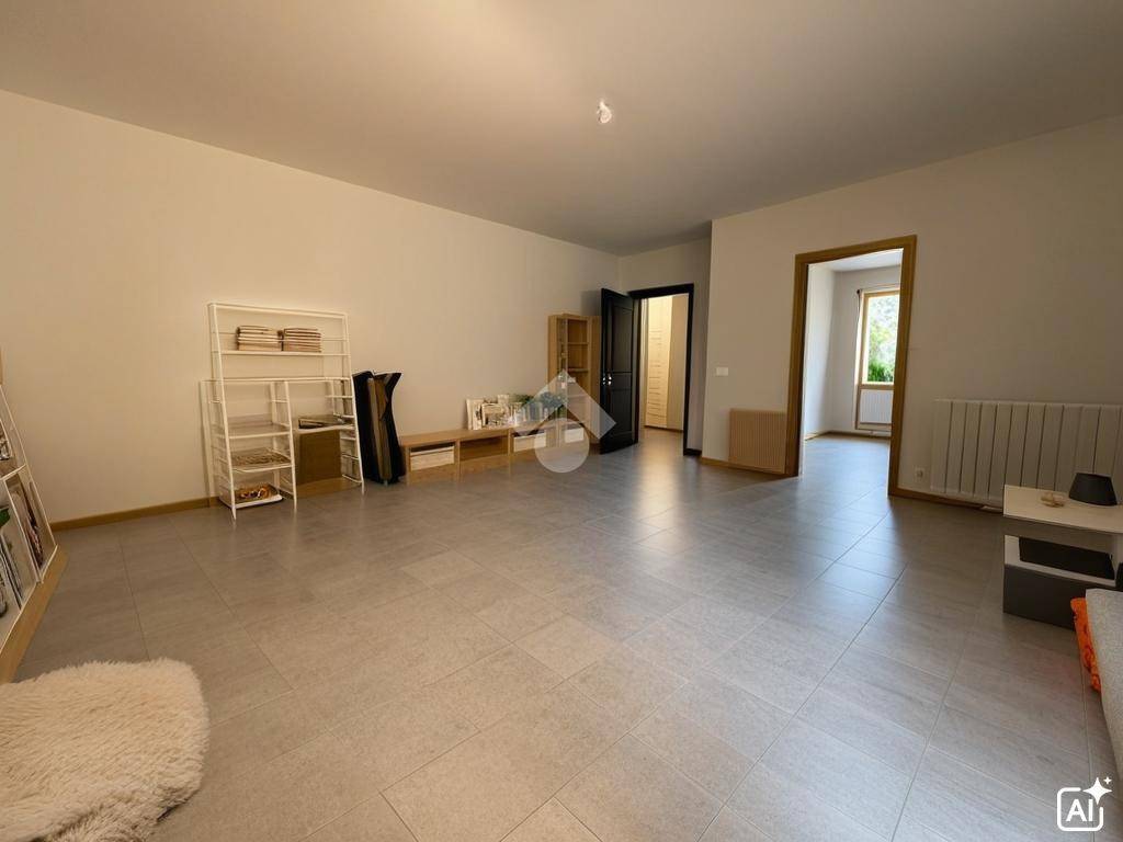 appartamento in vendita a Massa in zona Quercioli
