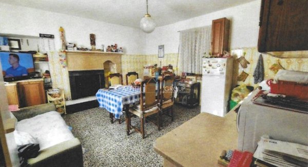casa indipendente in vendita a Massa in zona Marina di Massa