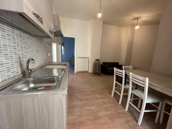 appartamento in vendita a Massa in zona Centro Storico