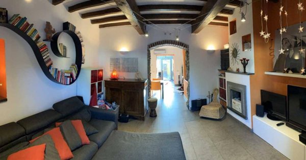 casa indipendente in vendita a Massa in zona Marina di Massa