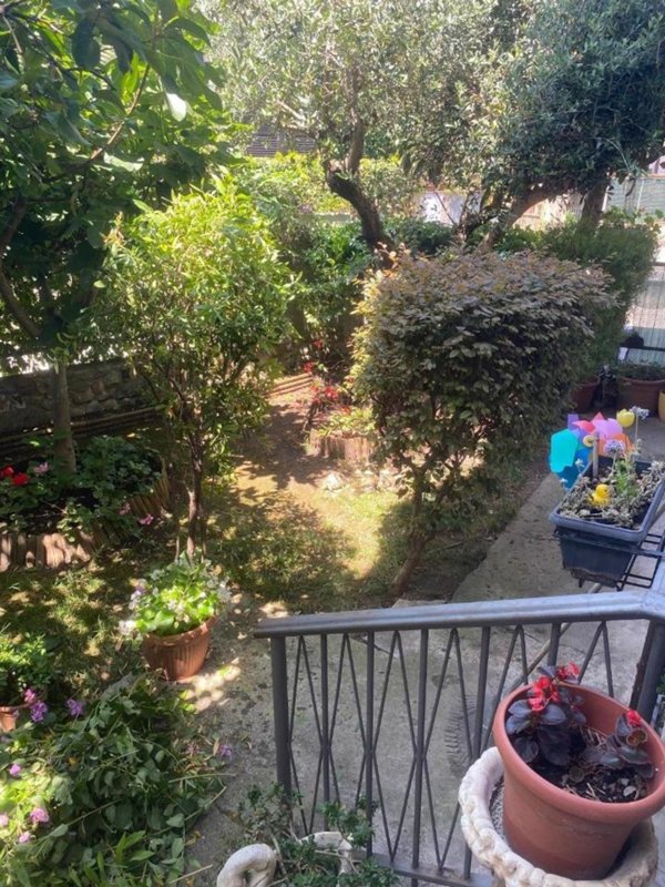 appartamento in vendita a Massa in zona Centro Storico