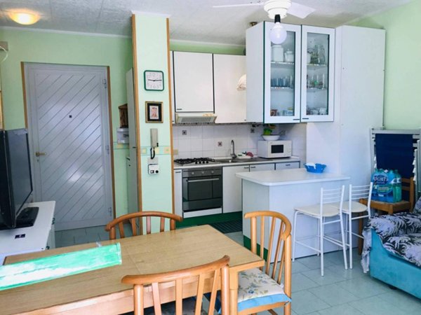 appartamento in vendita a Massa in zona Marina di Massa