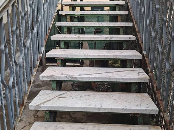 appartamento in vendita a Massa in zona Romagnano
