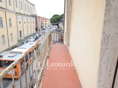 appartamento in vendita a Massa in zona Centro Storico