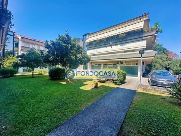 appartamento in vendita a Massa in zona Quercioli