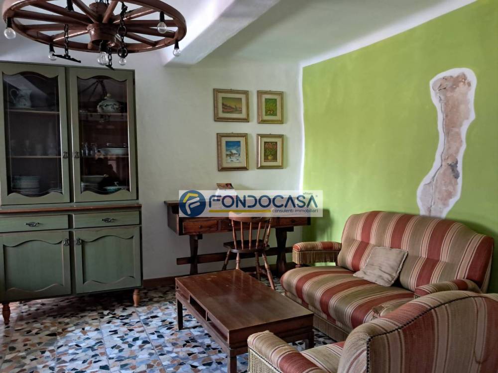 appartamento in vendita a Massa in zona Antona