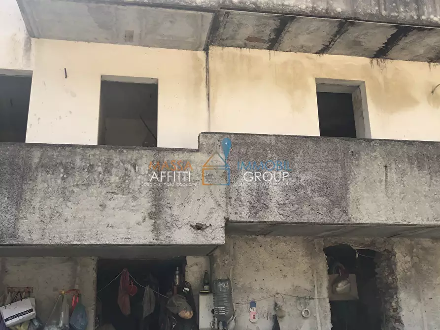 casa indipendente in vendita a Massa in zona Centro Storico