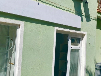 negozio in vendita a Massa