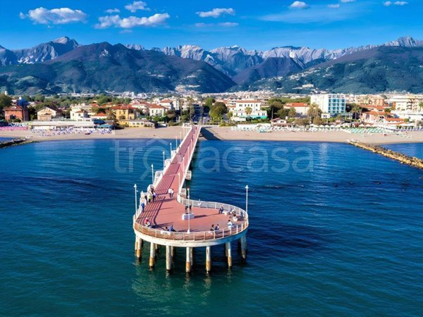 casa indipendente in vendita a Massa in zona Centro Storico