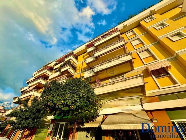 appartamento in vendita a Massa in zona Centro Storico