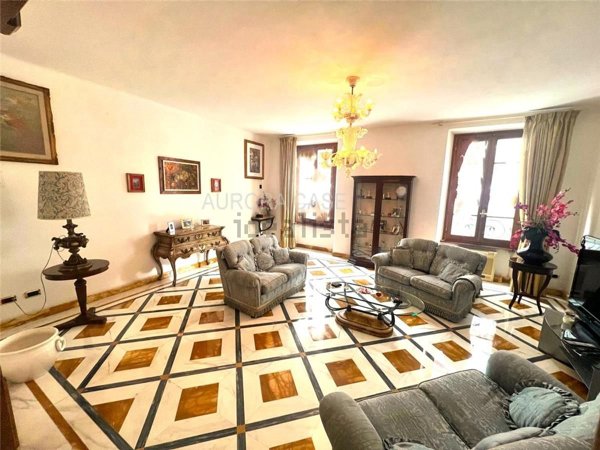 appartamento in vendita a Massa